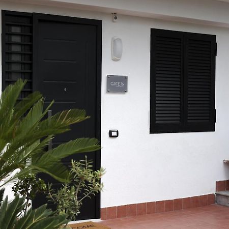 Gate 16 Room Napoli Εξωτερικό φωτογραφία