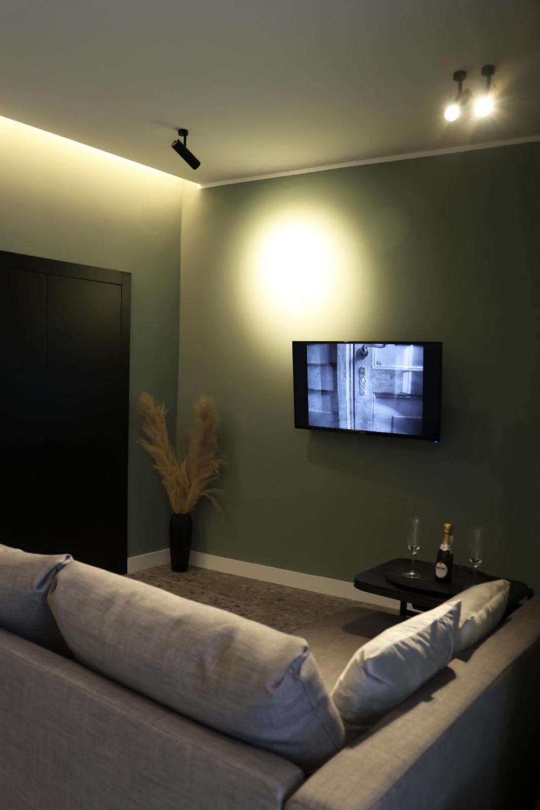 Gate 16 Room Napoli Εξωτερικό φωτογραφία