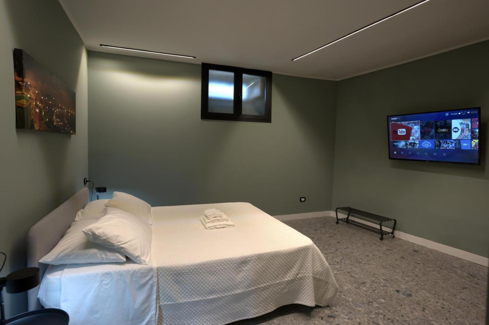 Gate 16 Room Napoli Εξωτερικό φωτογραφία